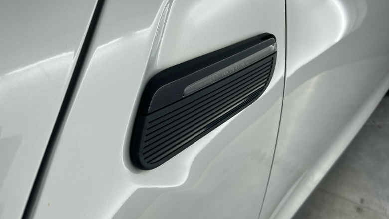 MINI Hatchback 1.5 Cooper Classic 5dr Auto Petrol Hatchback